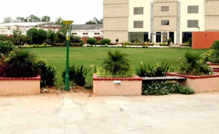 Hotel Radiance Bhilwara Экстерьер фото